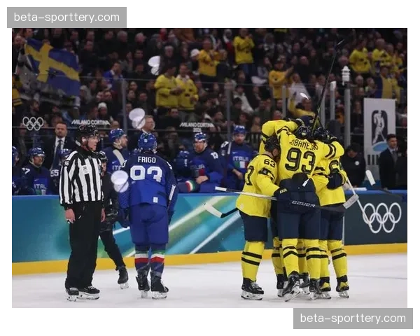 斯洛伐克男子冰球爆冷胜芬兰 黑马队伍战术执行力超预期