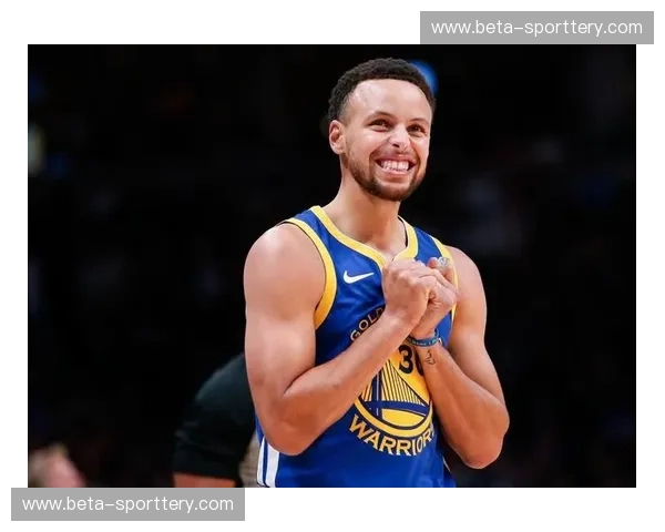 黄蜂豪取八连胜强势冲入附加赛区年轻核心展现成长潜力